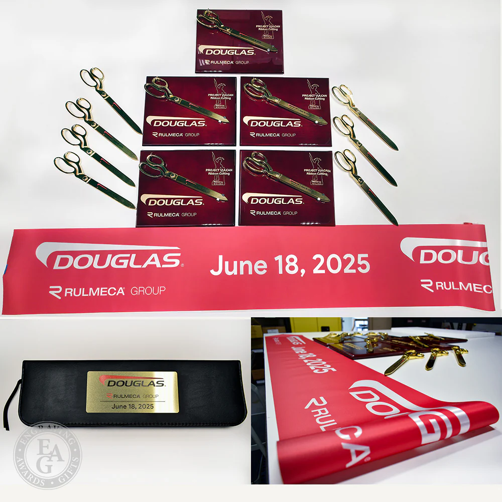 Black Presentation Case for 15" Gold Scissors - Image 9
