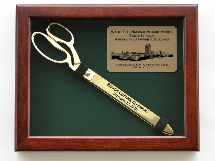 Display Case for 15" Gold Ceremonial Scissors - Image 4