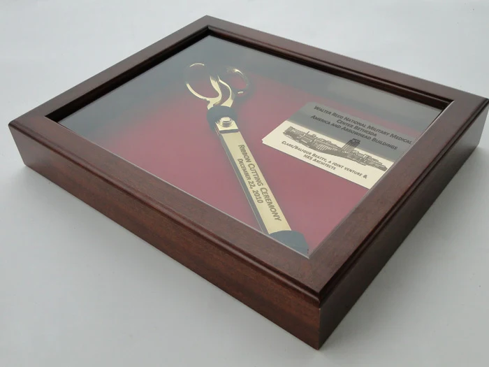 Display Case for 15" Gold Ceremonial Scissors - Image 9